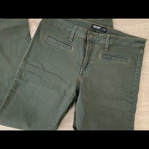 Green skinny jeans - NEW